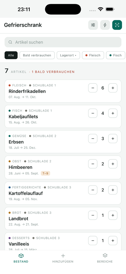 Der Bestand einer Gefriertruhe: sieben Artikel mit Kategorien, Lagerorten und Daten.