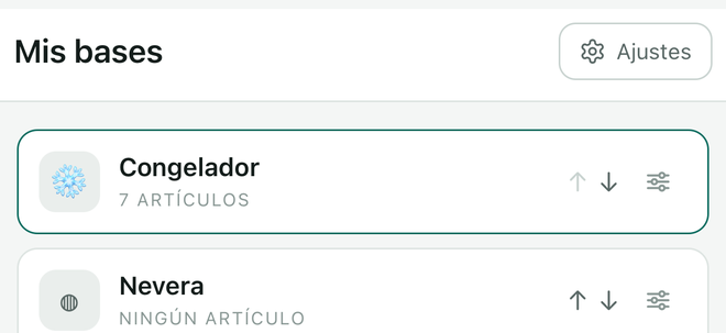 El botón Ajustes, arriba a la derecha de la pantalla Mis bases.
