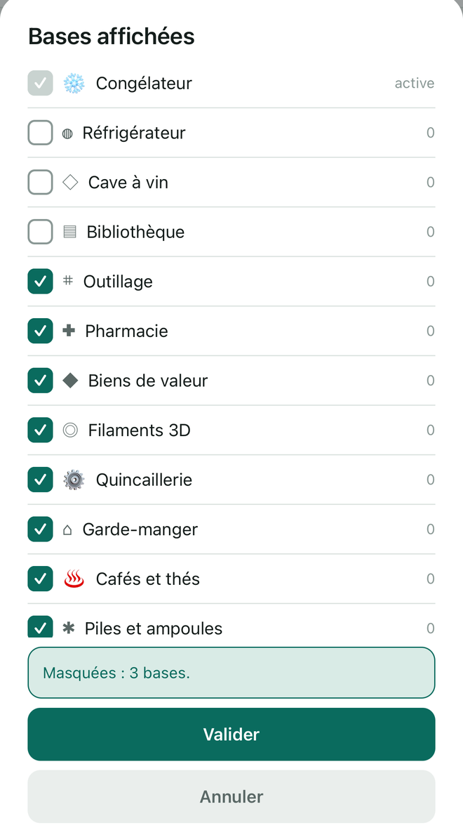 La liste Bases affichées : la base active grisée, trois bases décochées, Masquées : 3 bases.