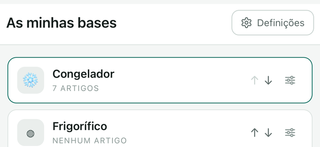 O botão Definições, no canto superior direito do ecrã As minhas bases.